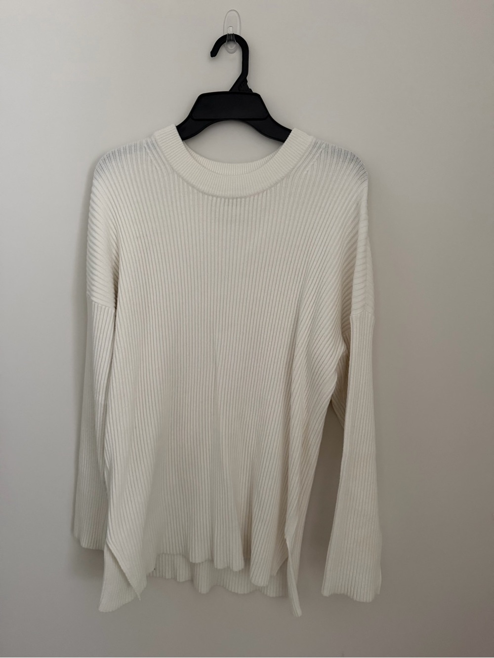 ABERCROMBIE AND FITCH - Classic Ribbed Crewneck Sweater - Cream - Women’s Size L